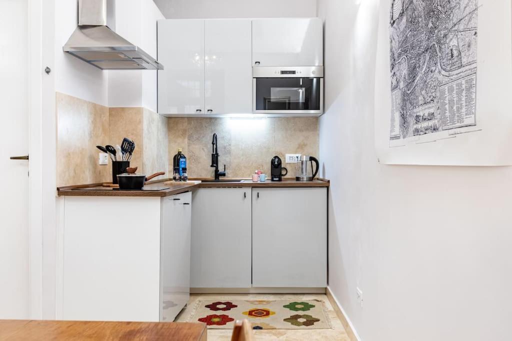 Bottega Augustea Duplex Apartment In Monti Рим Экстерьер фото